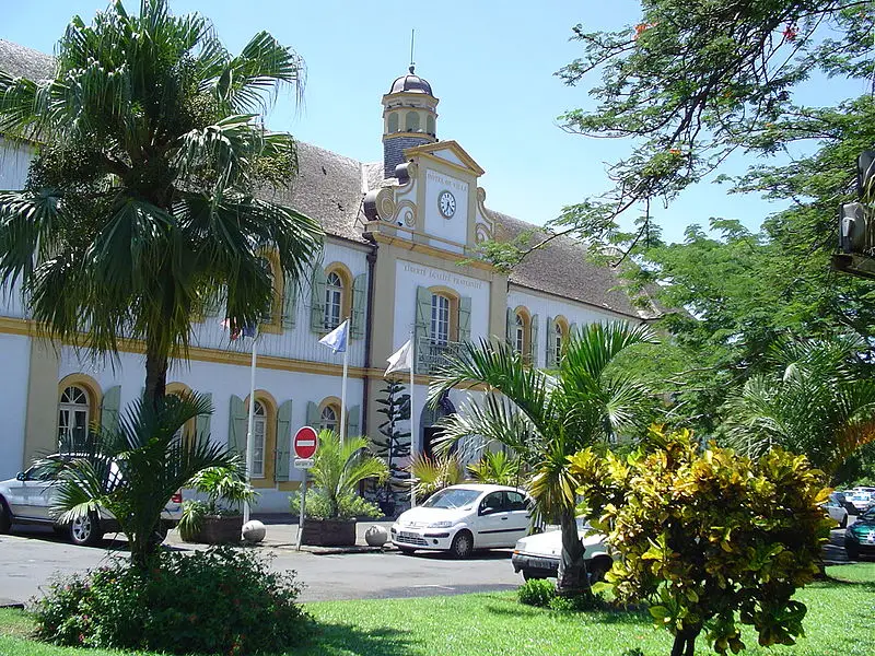 221510-mairie-saint-pierre